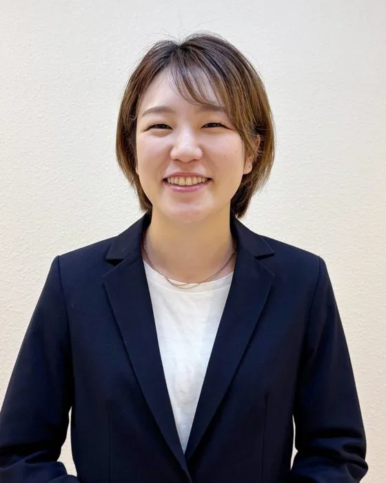 留学カウンセラー 山﨑