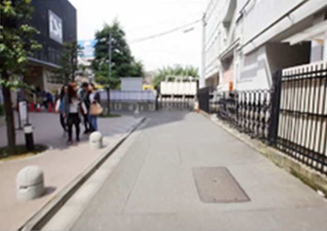 TBLの建物がみえたら到着です。